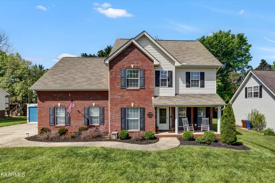 523 Berkford Rd, Knoxville, TN 37918