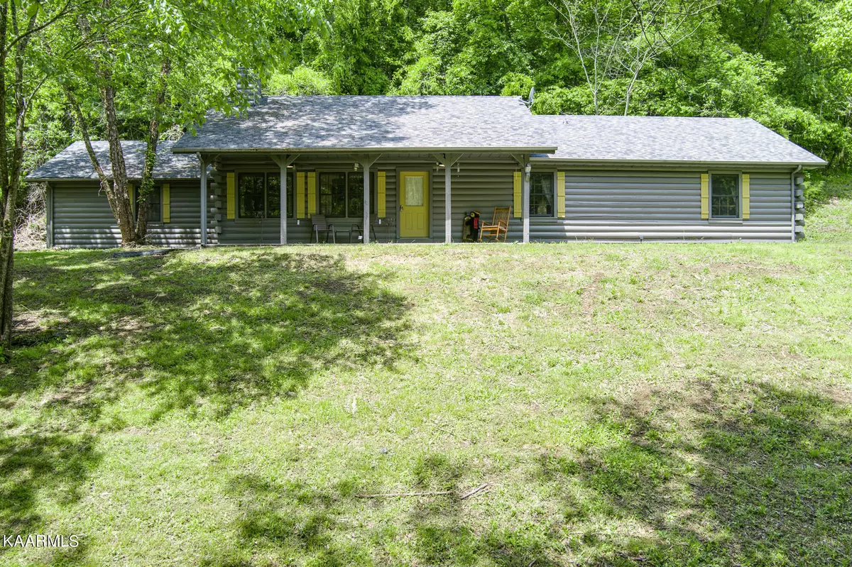 Celina, TN 38551,636 River Road