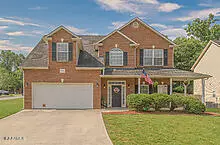 1544 Crescent Oaks LN, Lenoir City, TN 37772