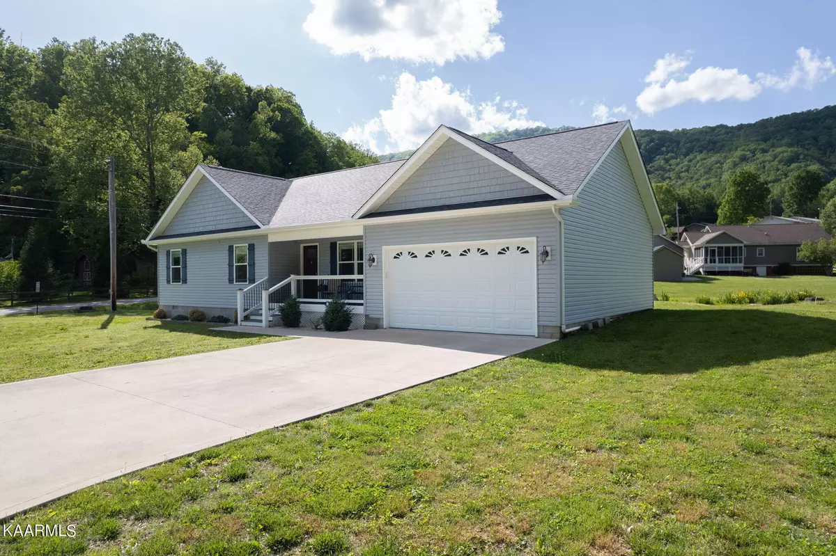 Jacksboro, TN 37757,107 Hope Weir LN