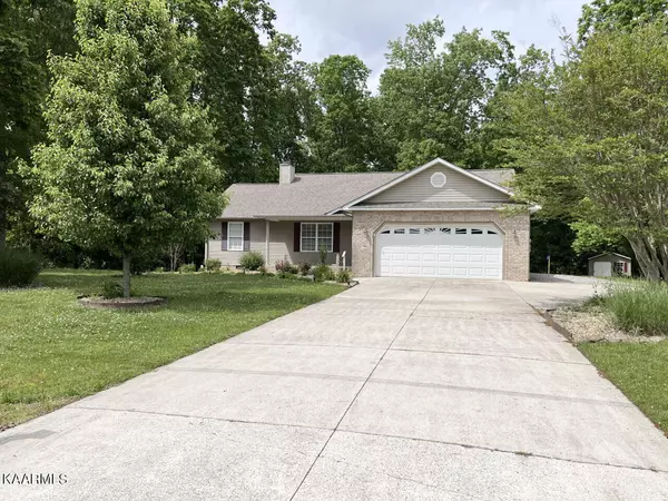 2166 Sunset Ridge DR, Crossville, TN 38571