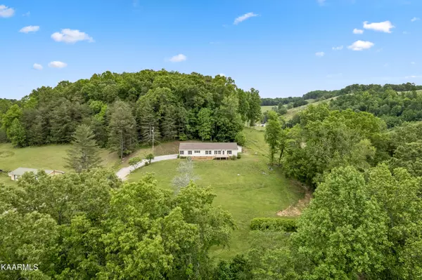 New Tazewell, TN 37825,338 Sandlick DR