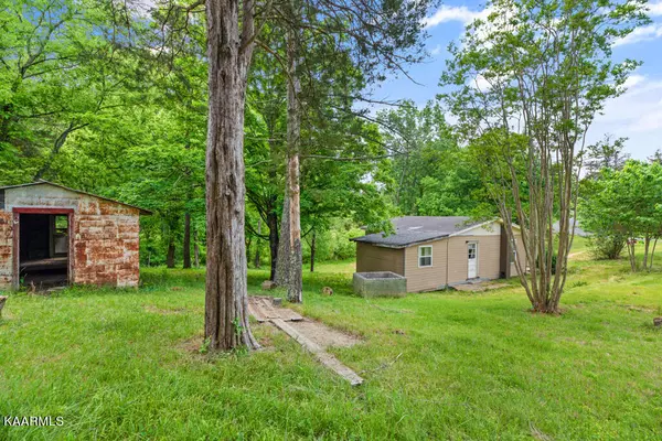 Strawberry Plains, TN 37871,430 Davis Rd