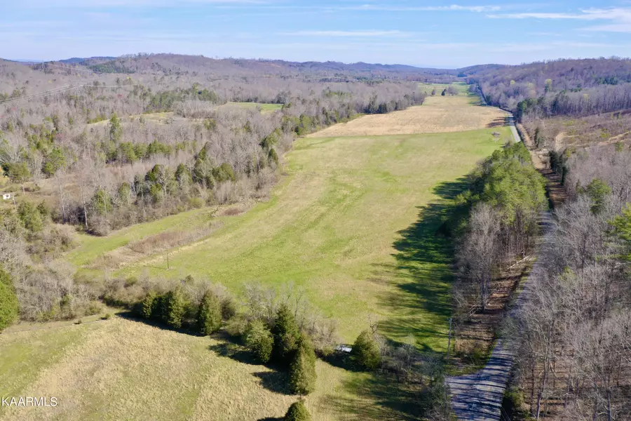 Dry Fork Valley Rd, Ten Mile, TN 37880