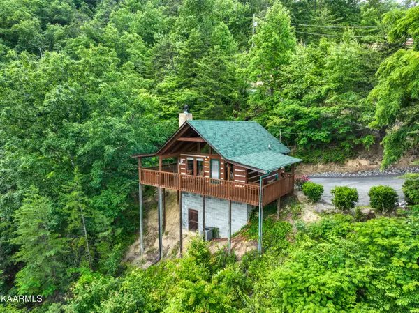 Sevierville, TN 37876,2165 Hummingbird Hill WAY