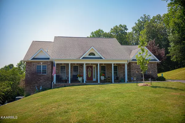 1465 Maple Hills LN, Loudon, TN 37774