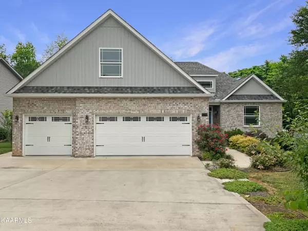 135 Utsesti WAY, Loudon, TN 37774