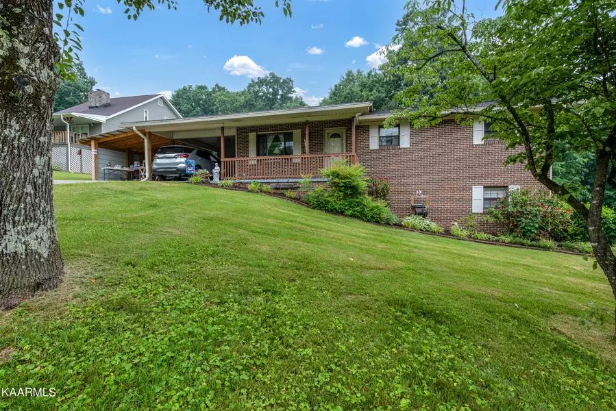 603 Stephens Rd, Rocky Top, TN 37769