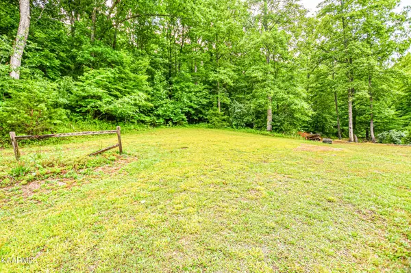 Duff, TN 37729,5314 White Oak Rd