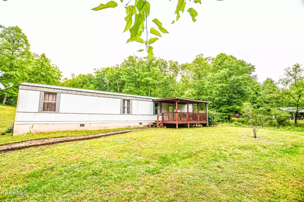 5314 White Oak Rd, Duff, TN 37729