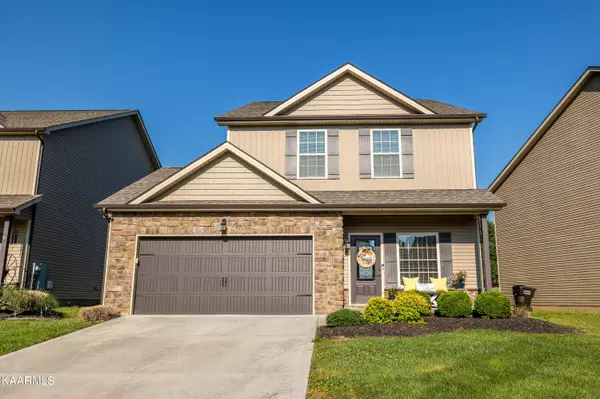 1513 Silver Spur LN, Knoxville, TN 37932