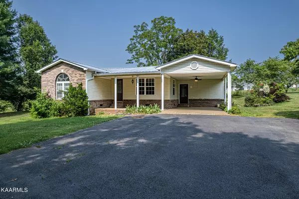 894 Head of Creek Rd, Sweetwater, TN 37874