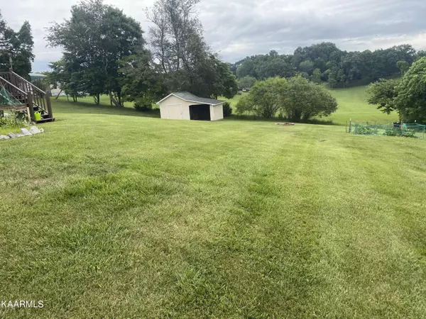 Tazewell, TN 37879,184 Tasha LN