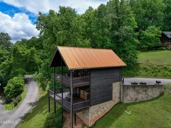 Sevierville, TN 37862,2464 Black Bear Ridge WAY