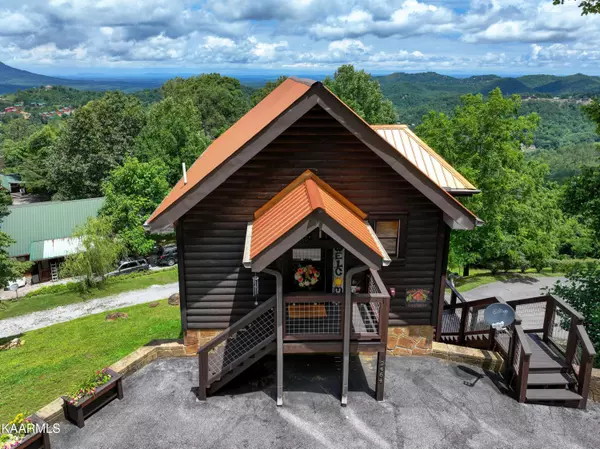 Sevierville, TN 37862,2464 Black Bear Ridge WAY