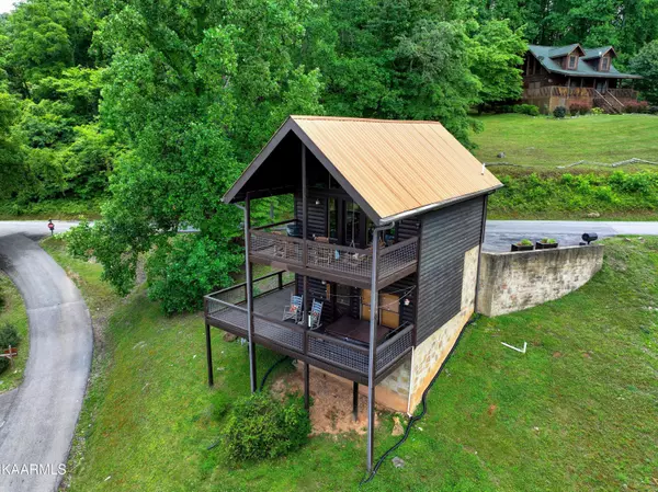 Sevierville, TN 37862,2464 Black Bear Ridge WAY