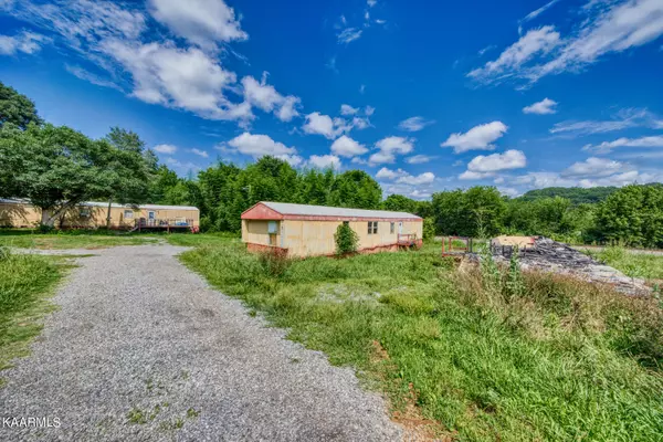 185 County Rd #185, Riceville, TN 37370