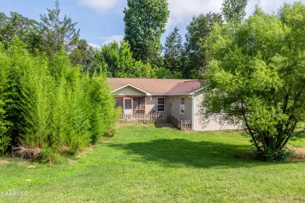 Corryton, TN 37721,225 2nd St