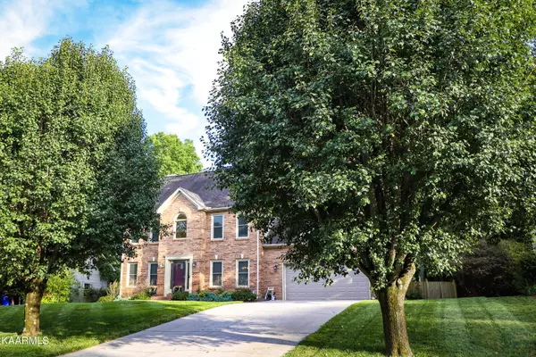 Knoxville, TN 37920,5605 Oakside DR