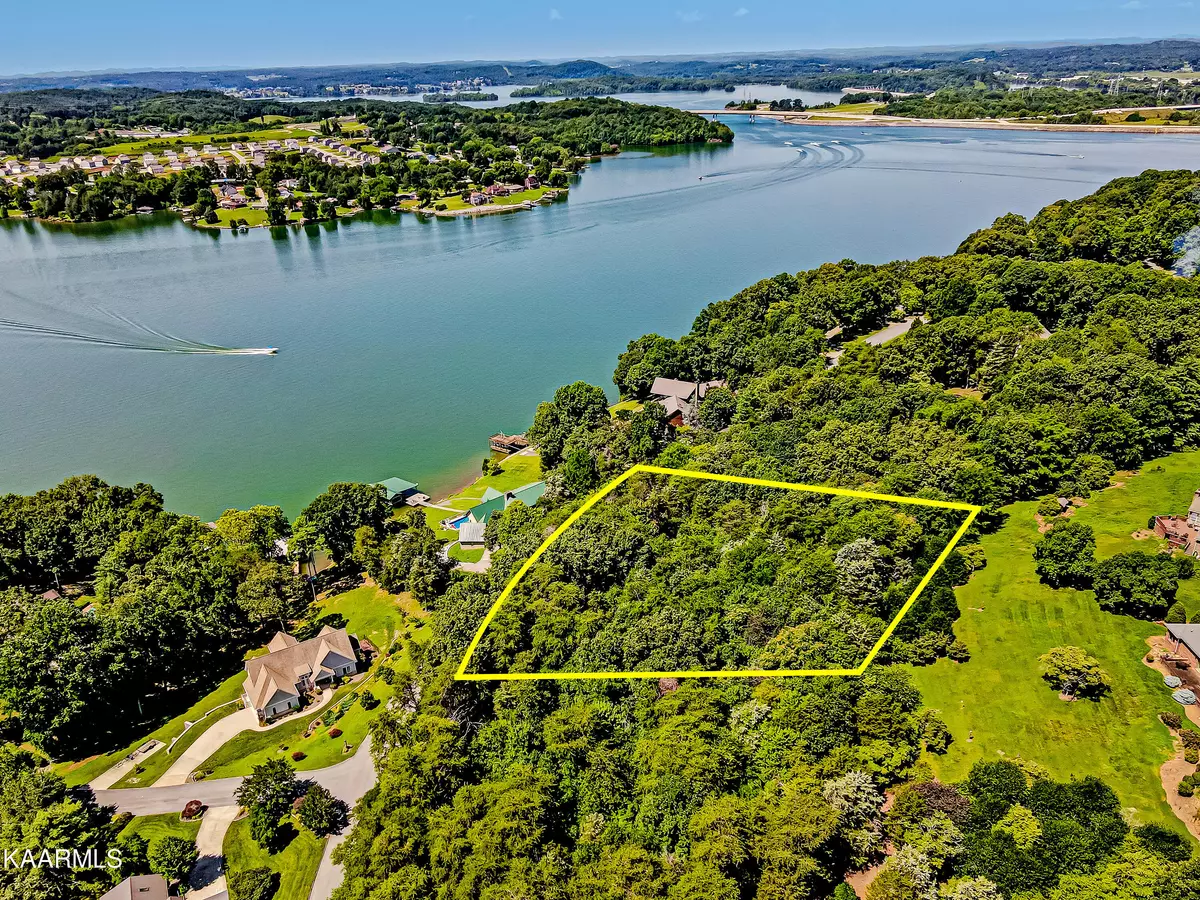 Lenoir City, TN 37772,900 Harbour View DR