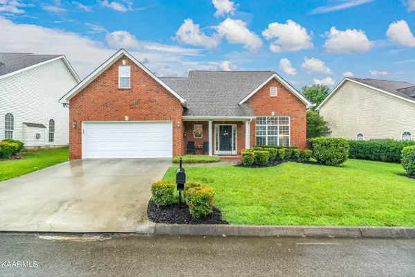 844 Tanner LN,  Knoxville,  TN 37919