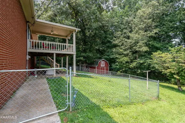 Greenback, TN 37742,408 Meadow Rd