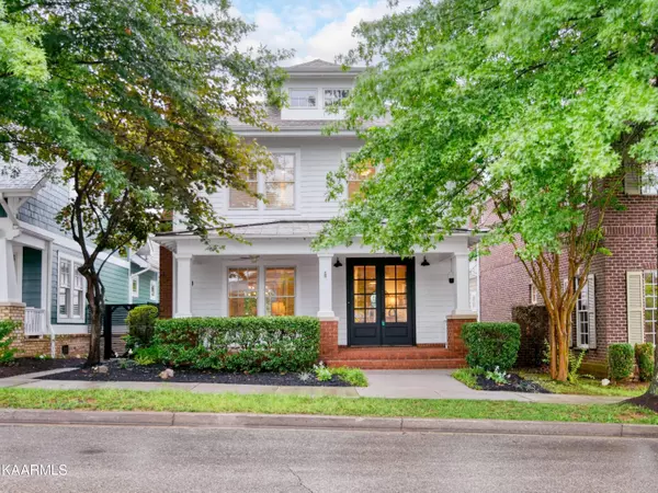 Knoxville, TN 37922,9519 Clingmans Dome DR