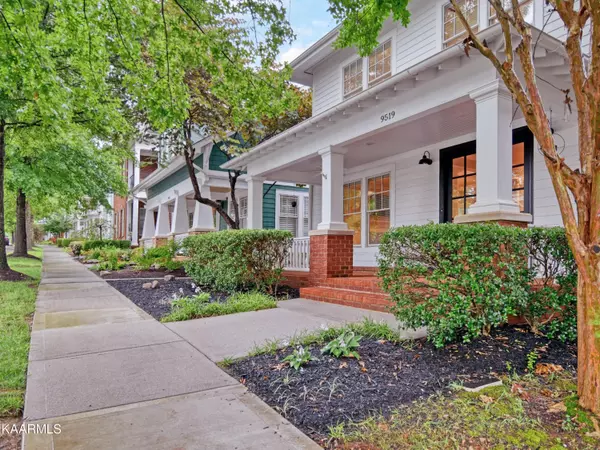 Knoxville, TN 37922,9519 Clingmans Dome DR