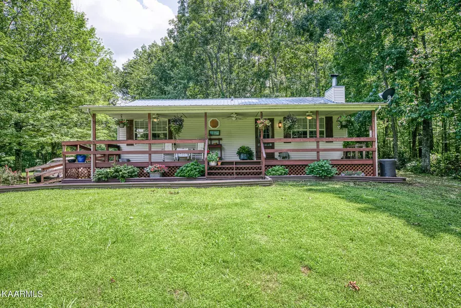 575 Old Highway 53, Celina, TN 38551