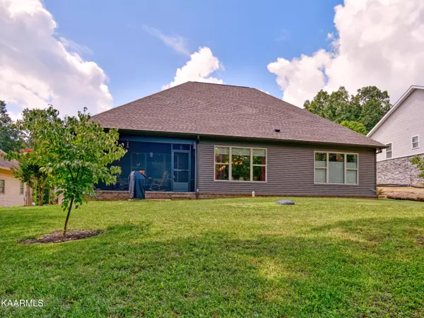 Loudon, TN 37774,509 Skiatook CT