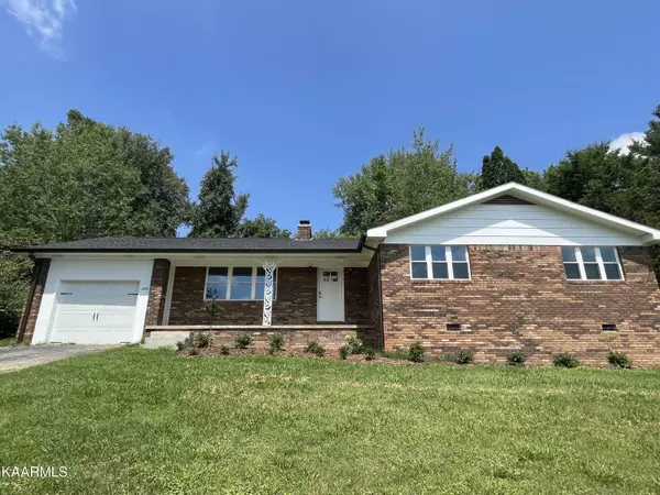 204 Whitaker St, Tazewell, TN 37879