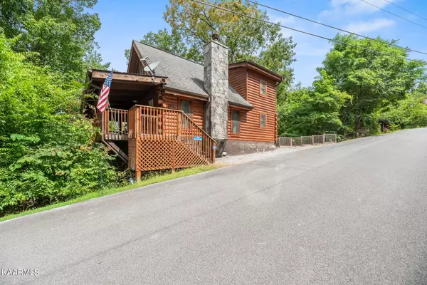 Sevierville, TN 37876,1045 Willard WAY