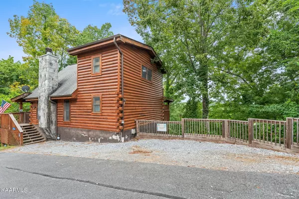 Sevierville, TN 37876,1045 Willard WAY