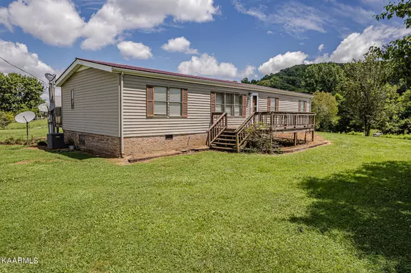 293 County Road 351 Rd, Sweetwater, TN 37874