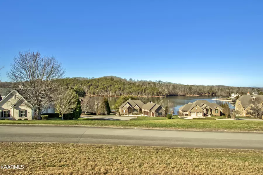 170 Wildwing DR, Vonore, TN 37885