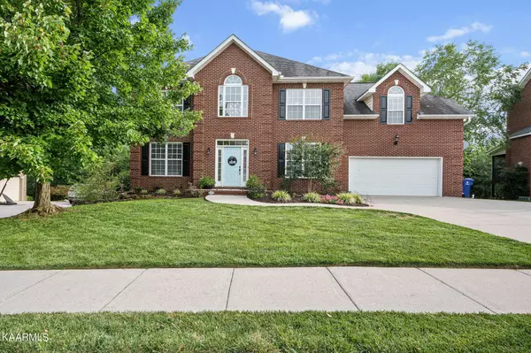 3016 Reflection Bay DR, Knoxville, TN 37938