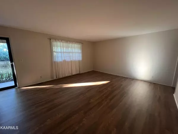 Lenoir City, TN 37772,1370 Russell LN