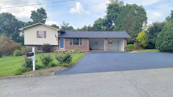 New Tazewell, TN 37825,221 Rutherford DR