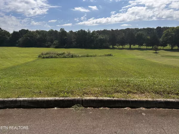 Maryville, TN 37801,547 Carpenters View DR