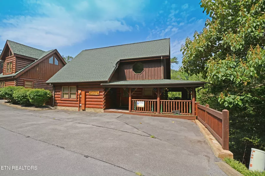 2034 Bear Haven WAY, Sevierville, TN 37876