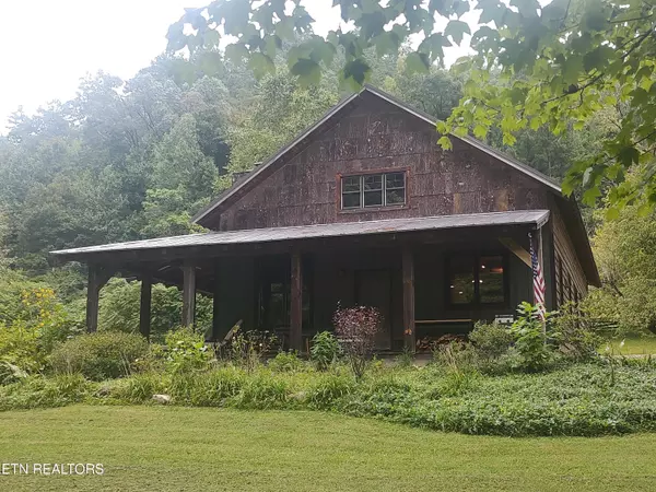 Tellico Plains, TN 37385,216 Rafter Rd