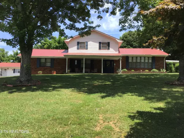 606 Apple Blossom LN, Morristown, TN 37814