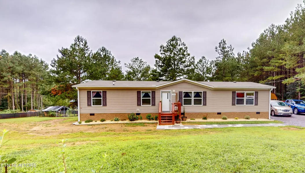 1586 Bucks Pocket SE Rd, Old Fort, TN 37362