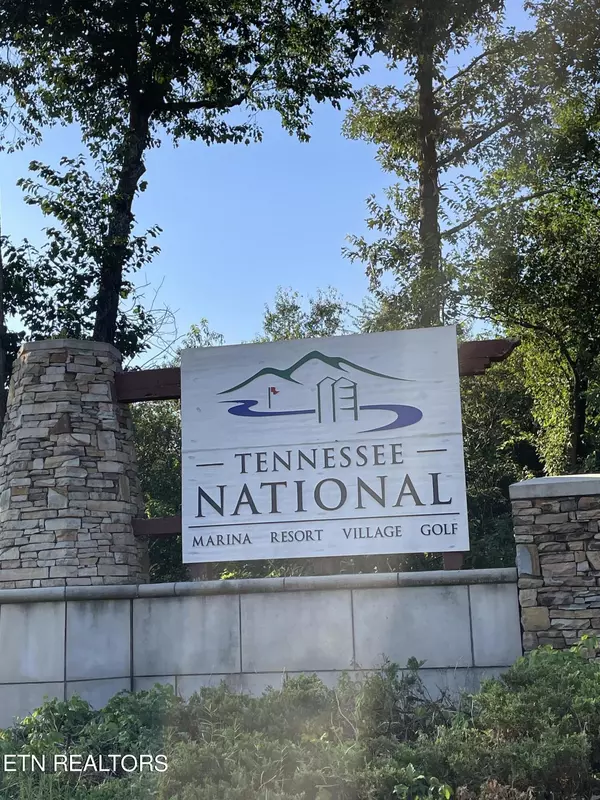 Loudon, TN 37774,2148 Old Dogwood Tr