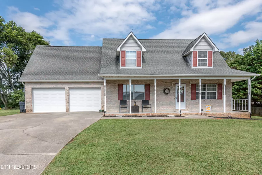 1504 John Sparks DR, Friendsville, TN 37737