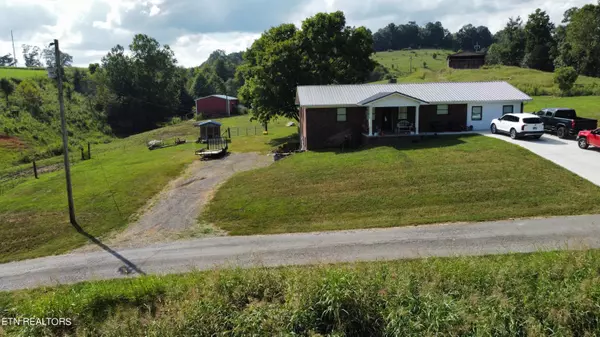 557 Carrol Greenlee Rd, Rutledge, TN 37861