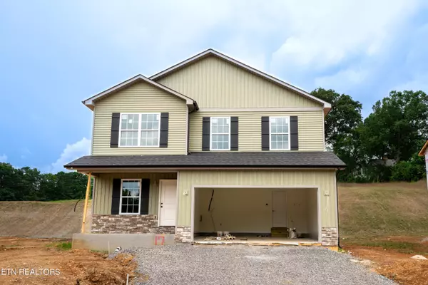 5511 Berkley Landing LN, Knoxville, TN 37918