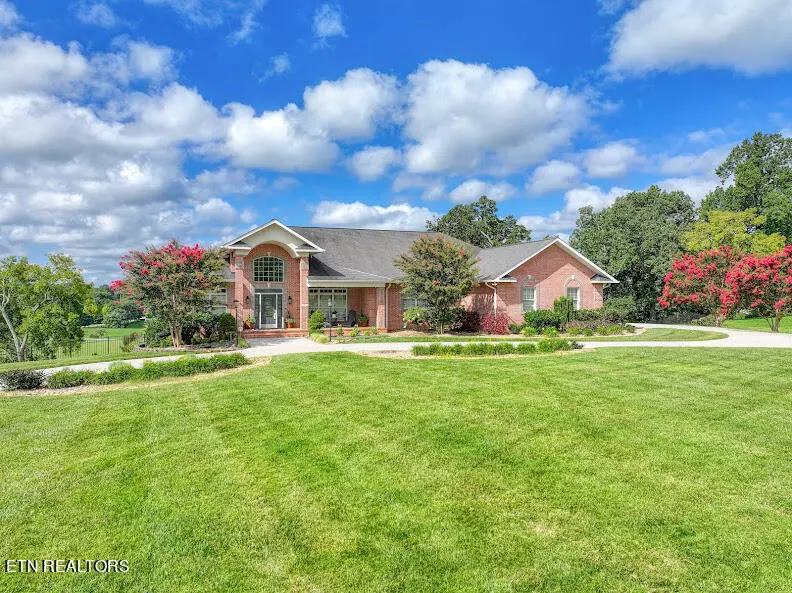 3817 Compass Pointe DR, Louisville, TN 37777