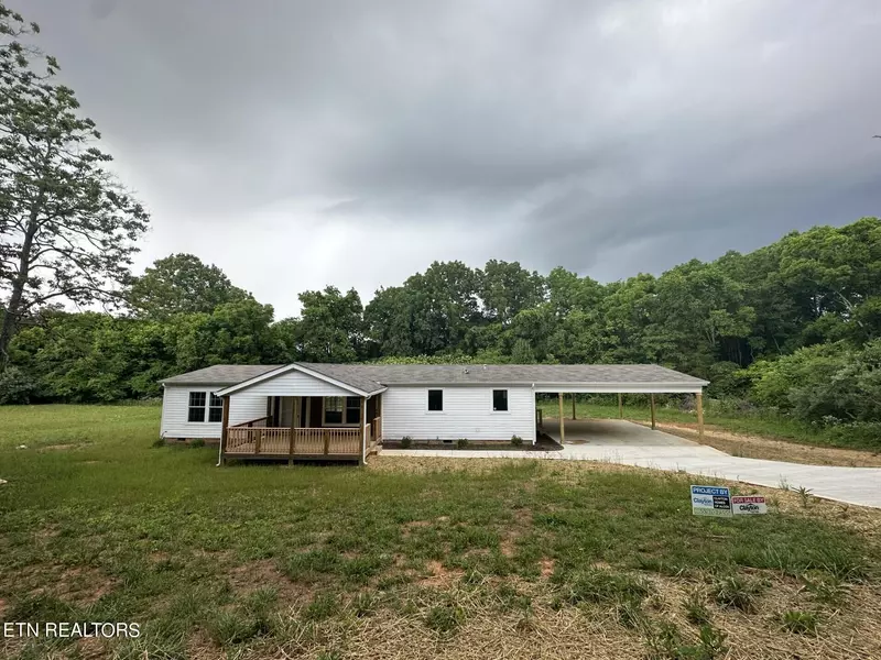 129 Vinegar Valley Rd, Friendsville, TN 37737