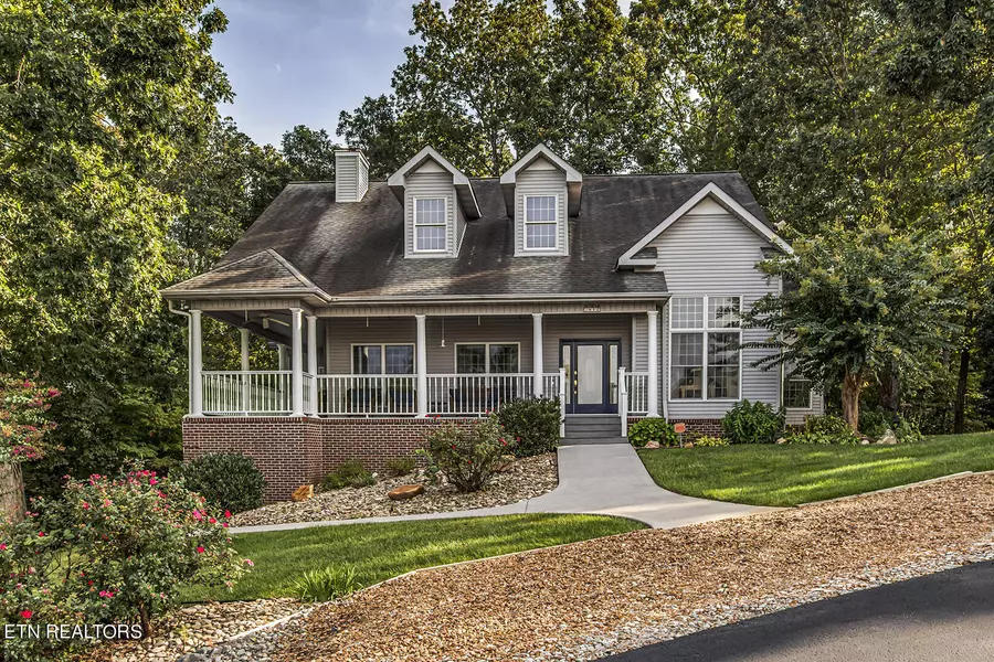 412 Skiatook LN, Loudon, TN 37774